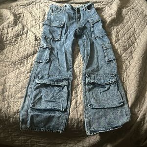 Cargo Jeans
